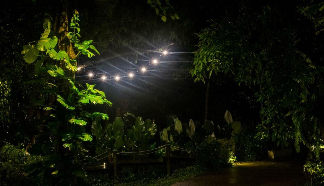 Photharam126 Resort Ban Khlong Ta Khot Exterior photo